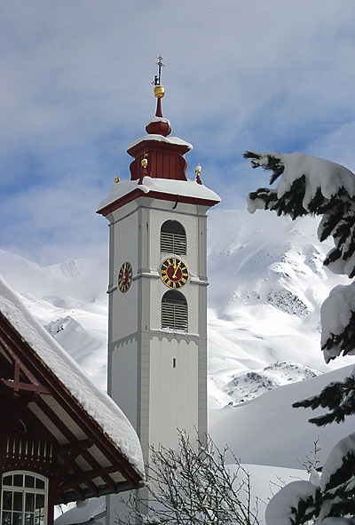 🏰 History & Culture of Andermatt: From Roman Routes to Modern Revival