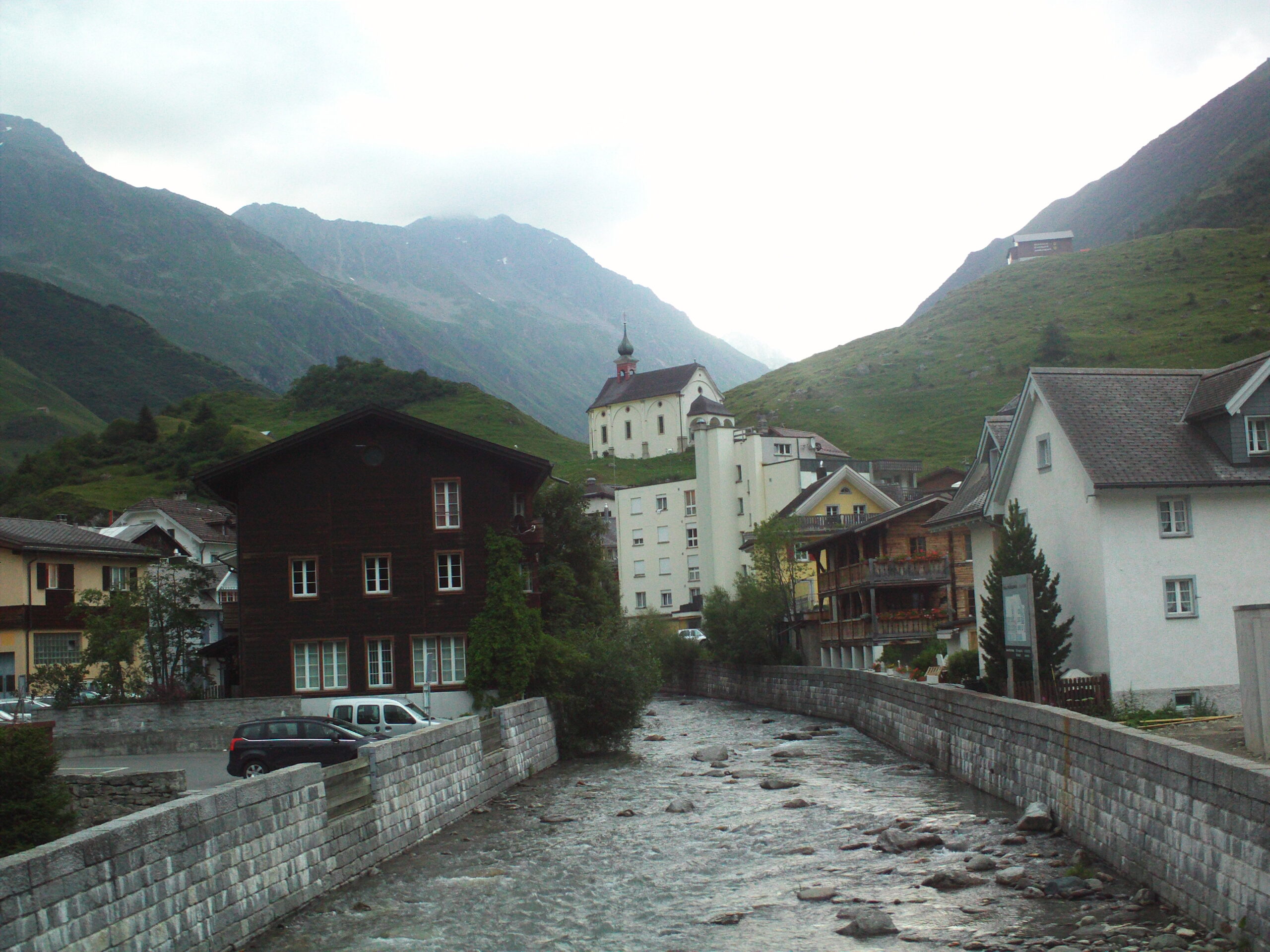 🍽️ Food & Drink in Andermatt: What and Where to Eat